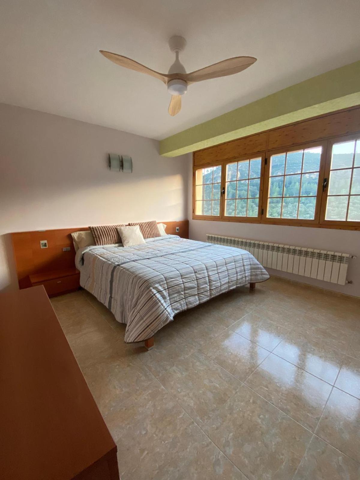 Ca La Cabrera Apartment Alfara de Carles Bagian luar foto