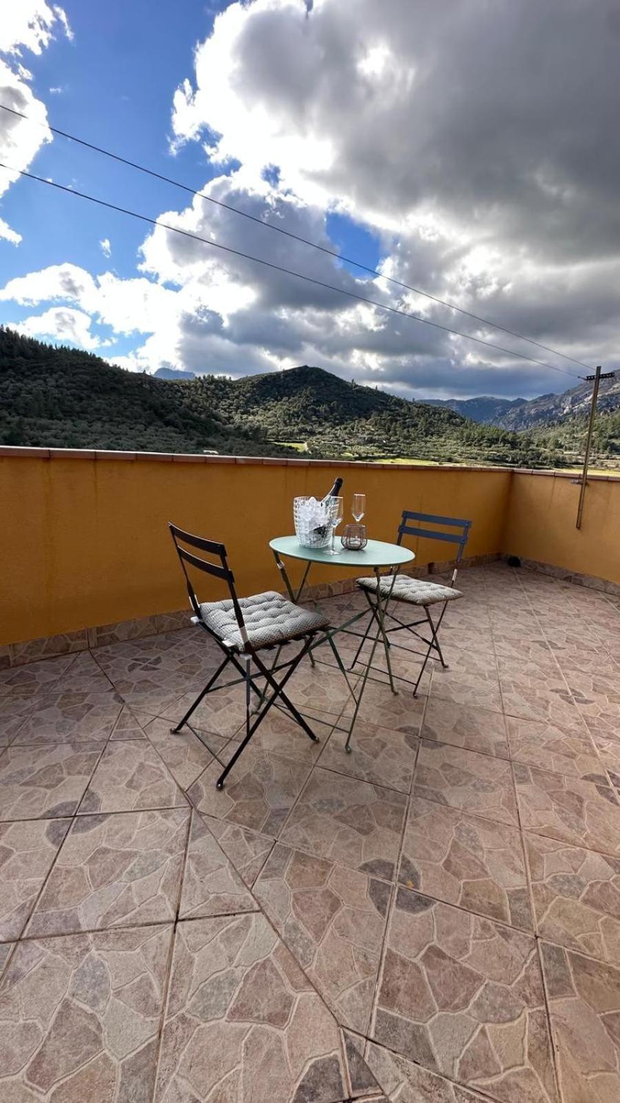 Ca La Cabrera Apartment Alfara de Carles Bagian luar foto